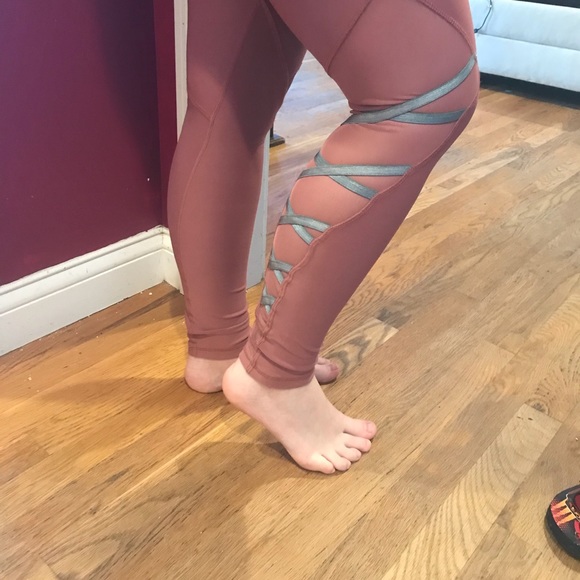 RBX Pants - 🆕RBX NWT Pink Leggings with sheer leg detail